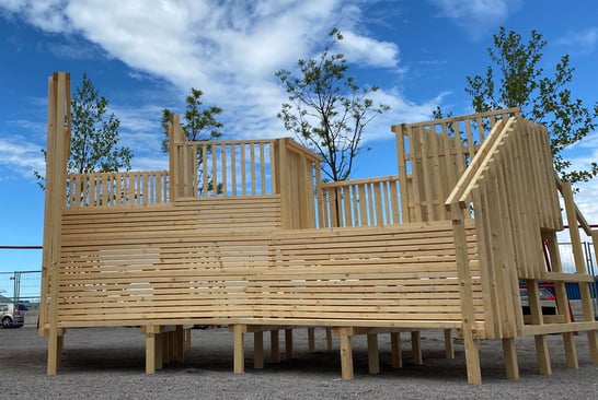 Skogen, A wooden construction