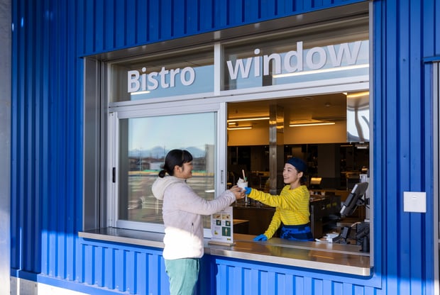 IKEA opens new store in Japan’s north Kanto region_bistro window