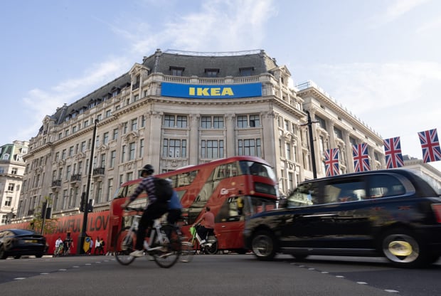 IKEA Oxford Street store – a key commercial real estate investment in London