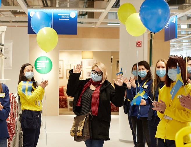 IKEA co-workers welcome first customer to IKEA Kyiv