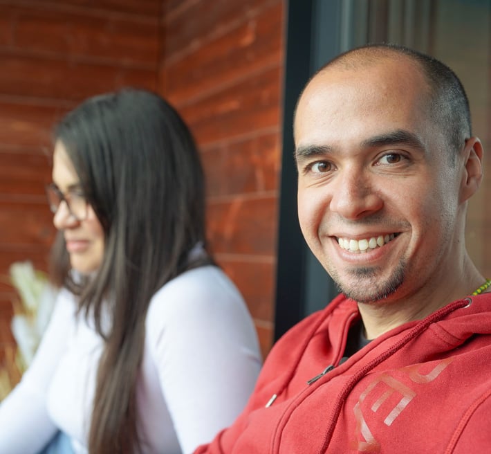 Read the story of Edgar, a refugee who came out Venezuela to restart life again in Brussels and made the best of his new opportunity.